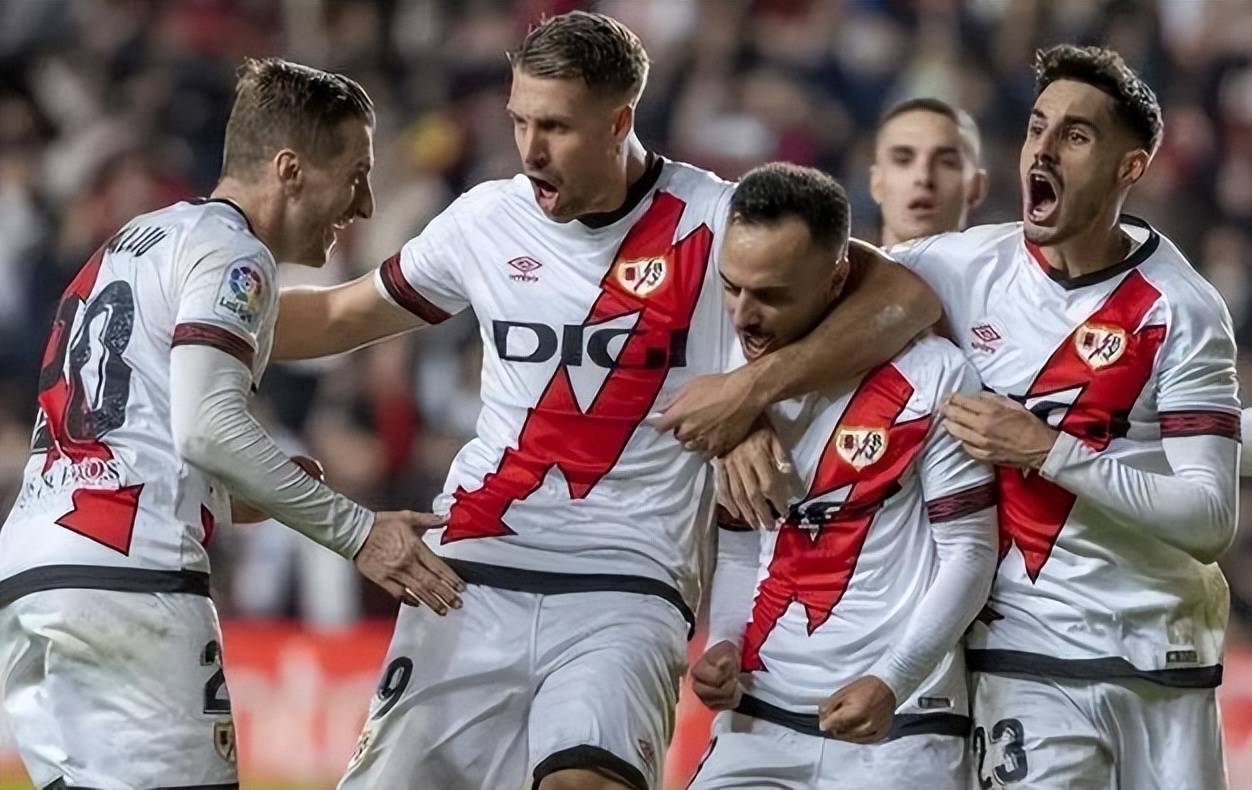 包含战意十足:巴塞罗那世俱杯热身赛回顾的词条 包含战意十足:巴塞罗那世俱杯热身赛回顾的词条