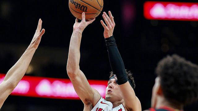 热火队惊险获胜,赢得关键比赛的简单介绍 热火队惊险获胜,赢得关键比赛的简单介绍