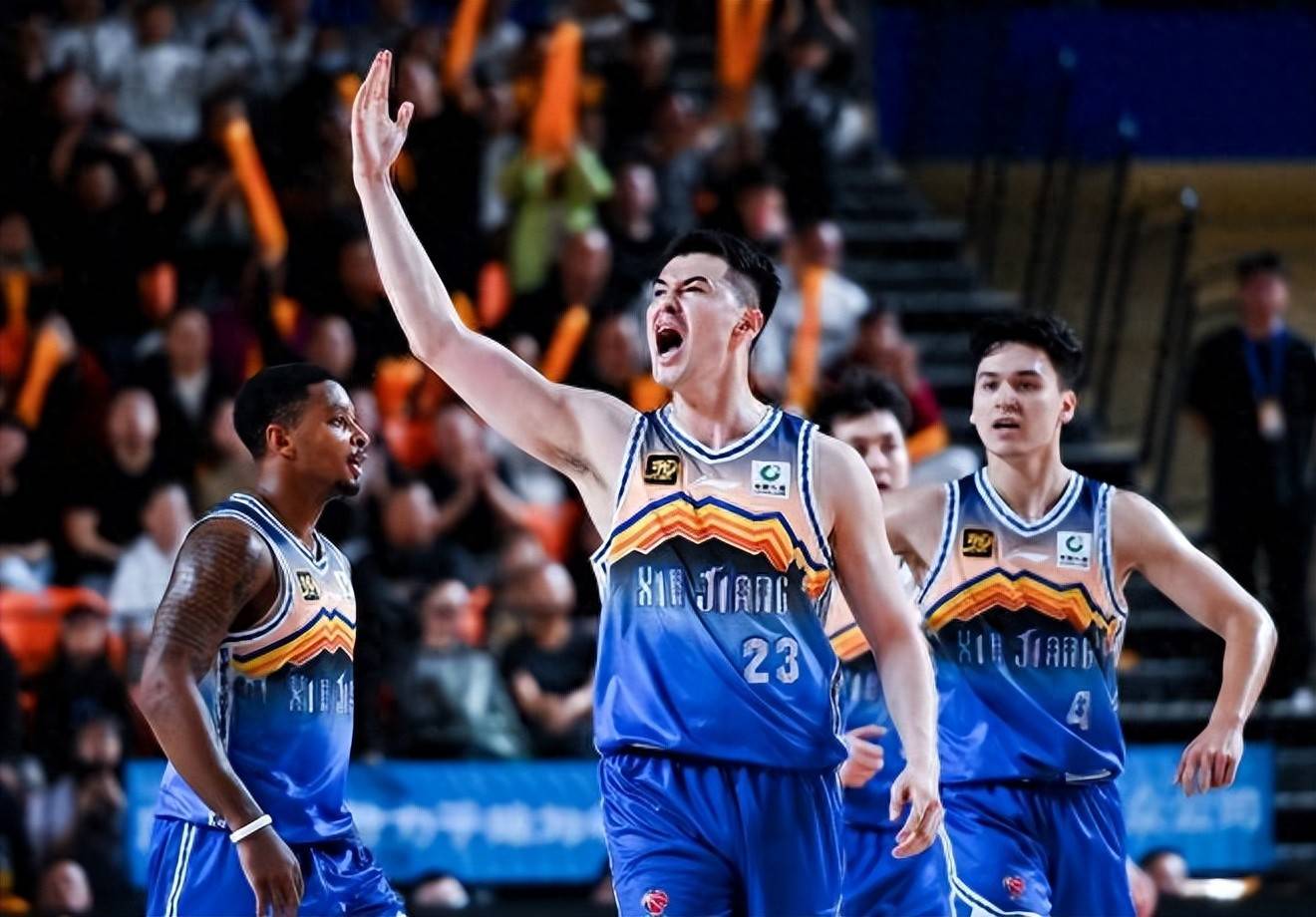 新疆男篮战上海队,争夺胜利秘诀 新疆男篮战上海队,争夺胜利秘诀