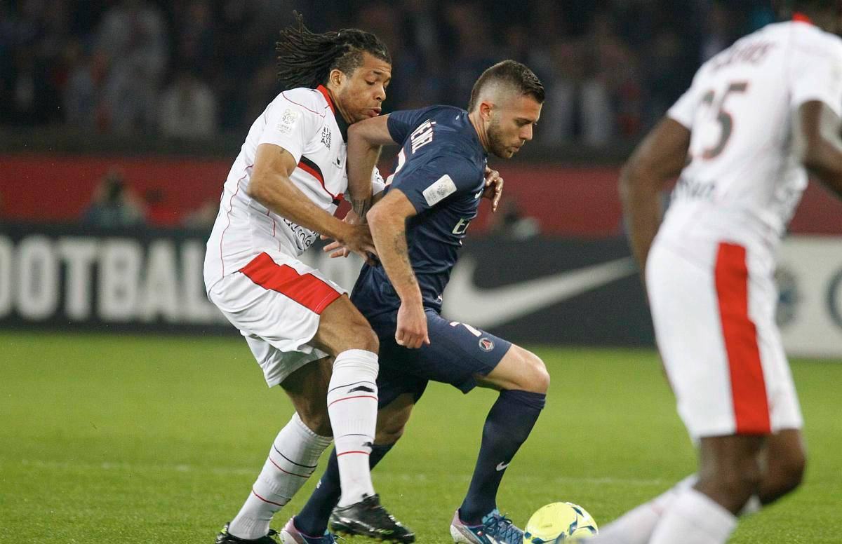 圣埃蒂安客场不敌，遭遇连败