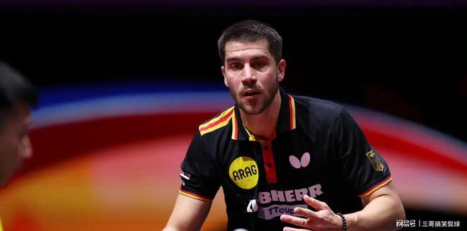 游泳选手刘凯表现出色，轻松晋级