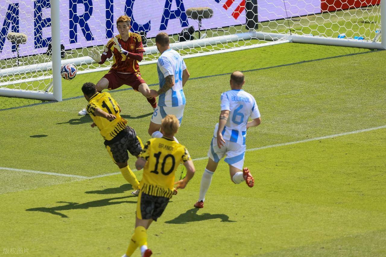 多特蒙德客场小胜尤文，晋级半决赛