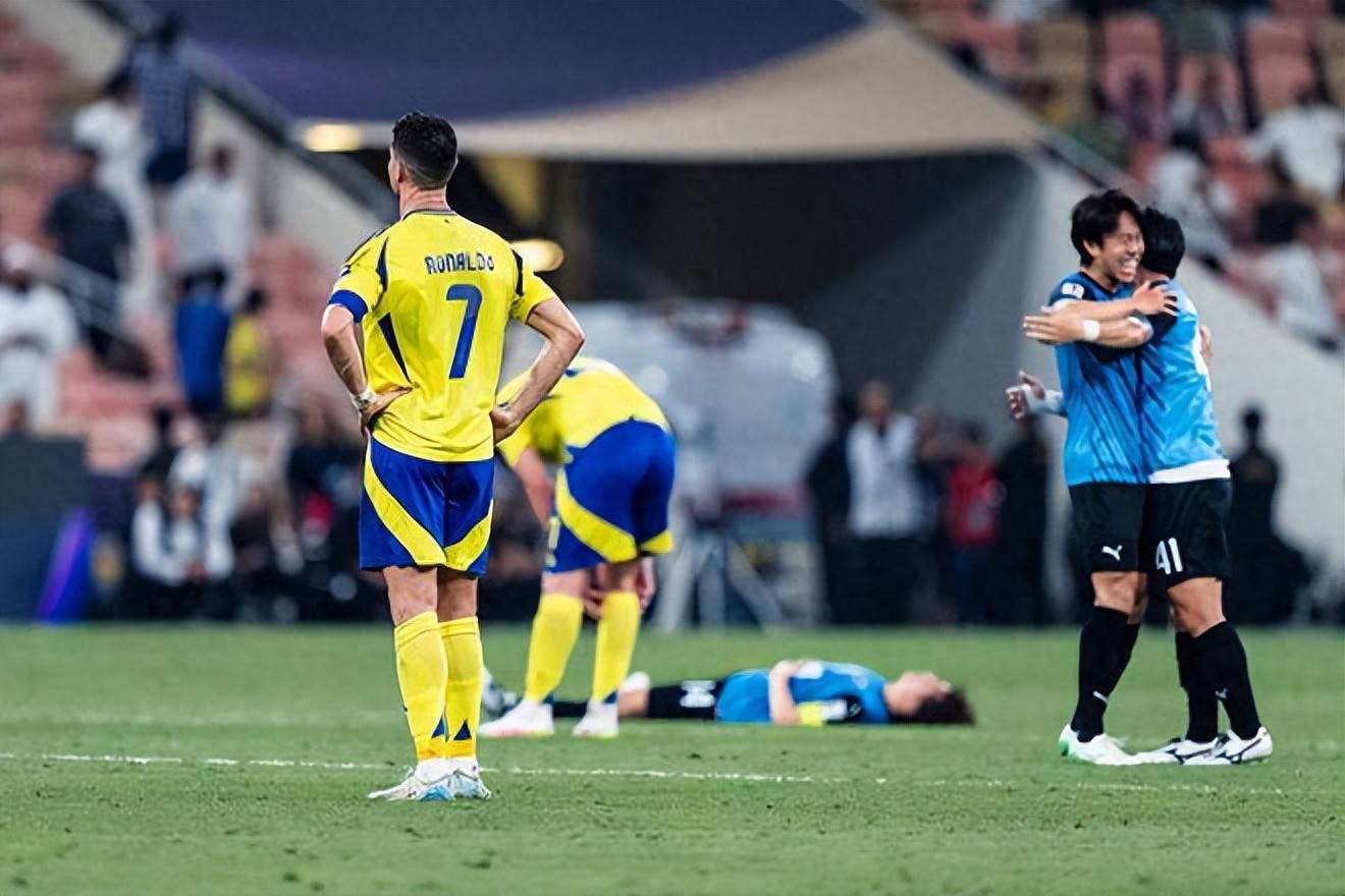 世界级足球巨星备战国际洲际比赛