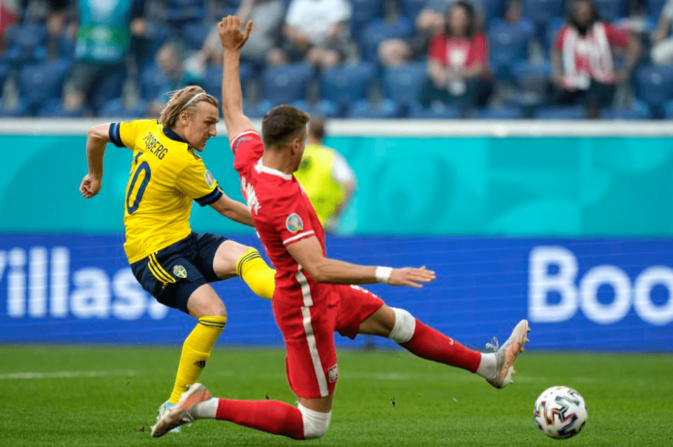 斯洛伐克队险胜锁定小组头名