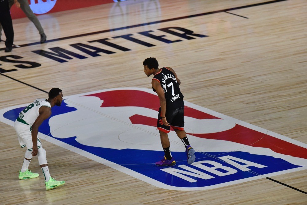 猛龙主场保持零封对手豪取胜利