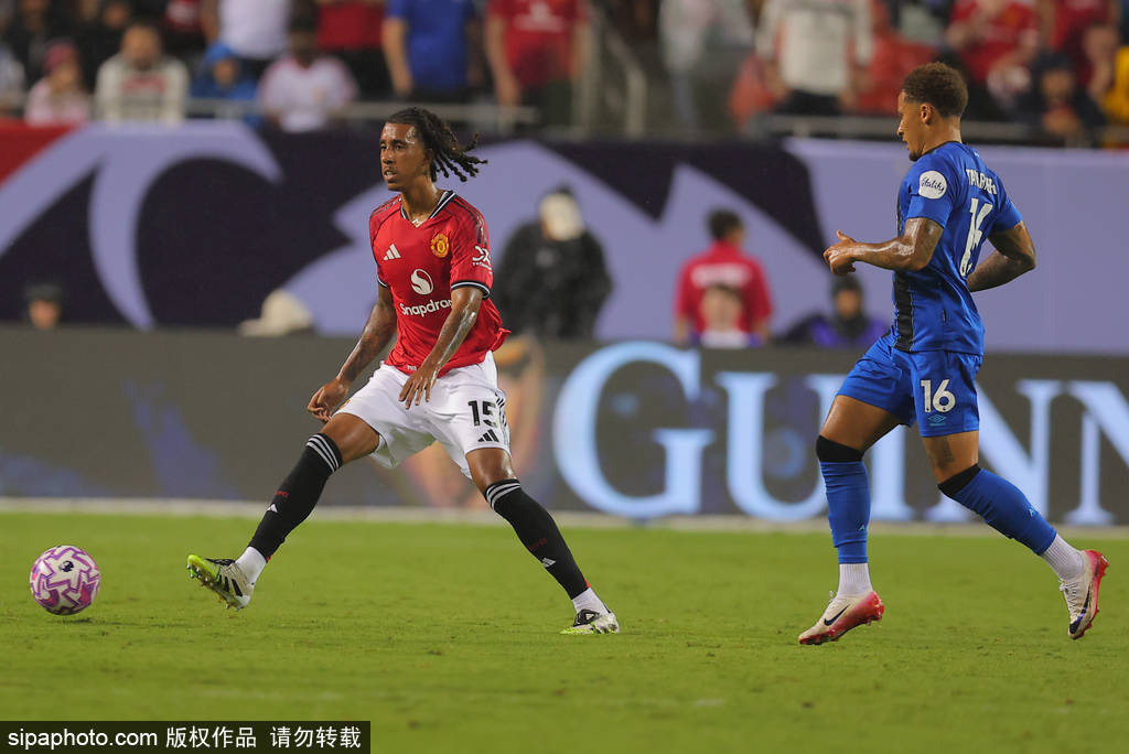 关于切尔西主场大胜伯恩茅斯，继续保持良好状态的信息