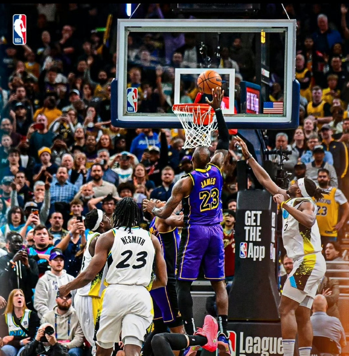 命中绝杀！詹姆斯带领湖人击败快船