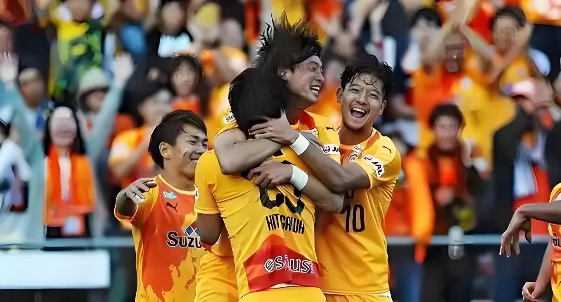 鹿岛鹿角逆转首尔FC，晋级亚冠八强