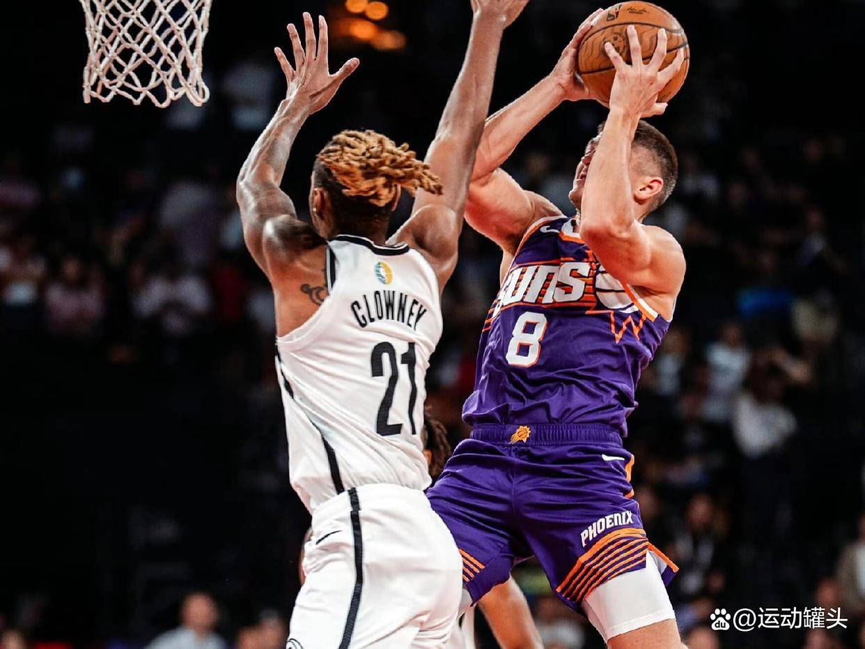 魔术逆转篮网，布克带队取胜