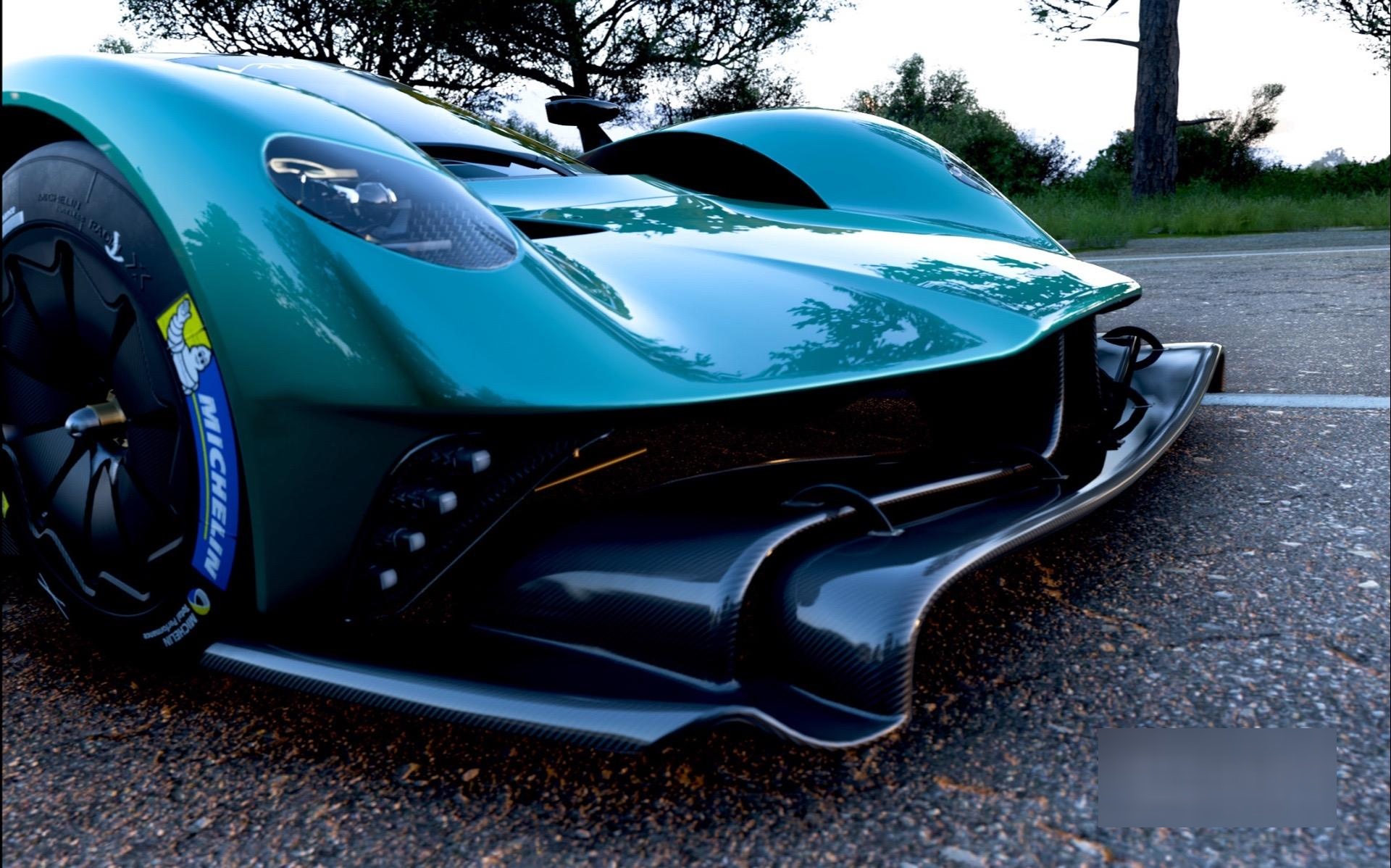 梅赛德斯翻盘阿斯顿马丁，诺里斯高光表现的简单介绍